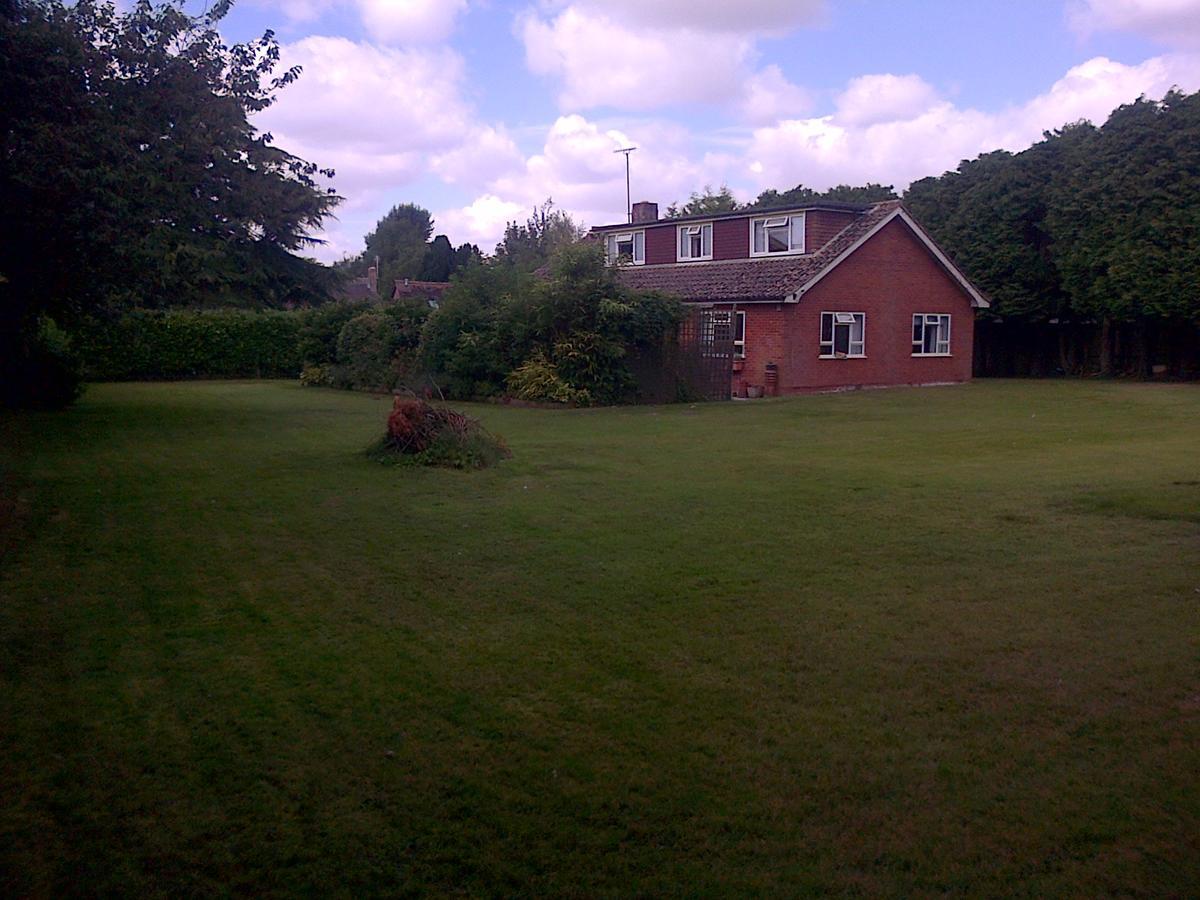 Follets B&B Pewsey Экстерьер фото